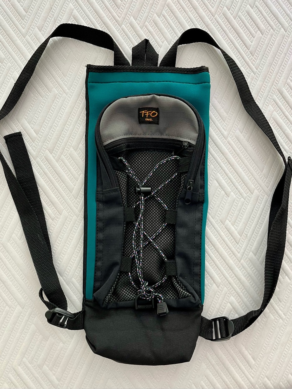 TFO, Inc. Active Hydration Style Bungee Backpack
